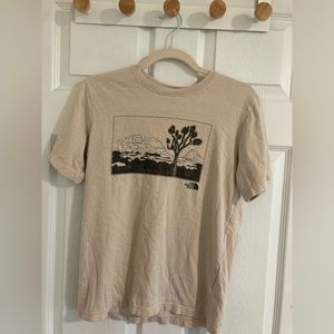 North Face T Shirt, Women’s Small. Joshua Tree